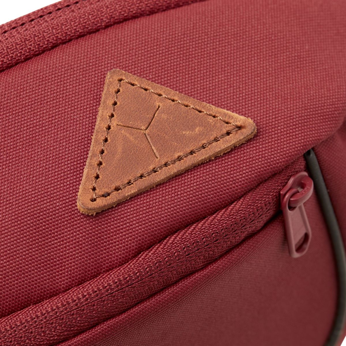 Satch Cross Nordic Red