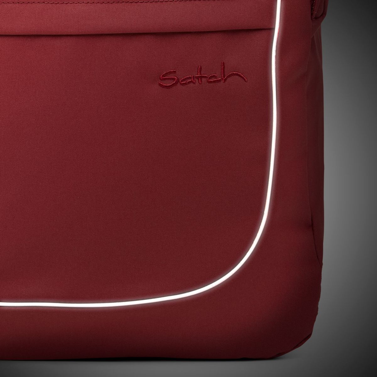 Satch Fly Nordic Red