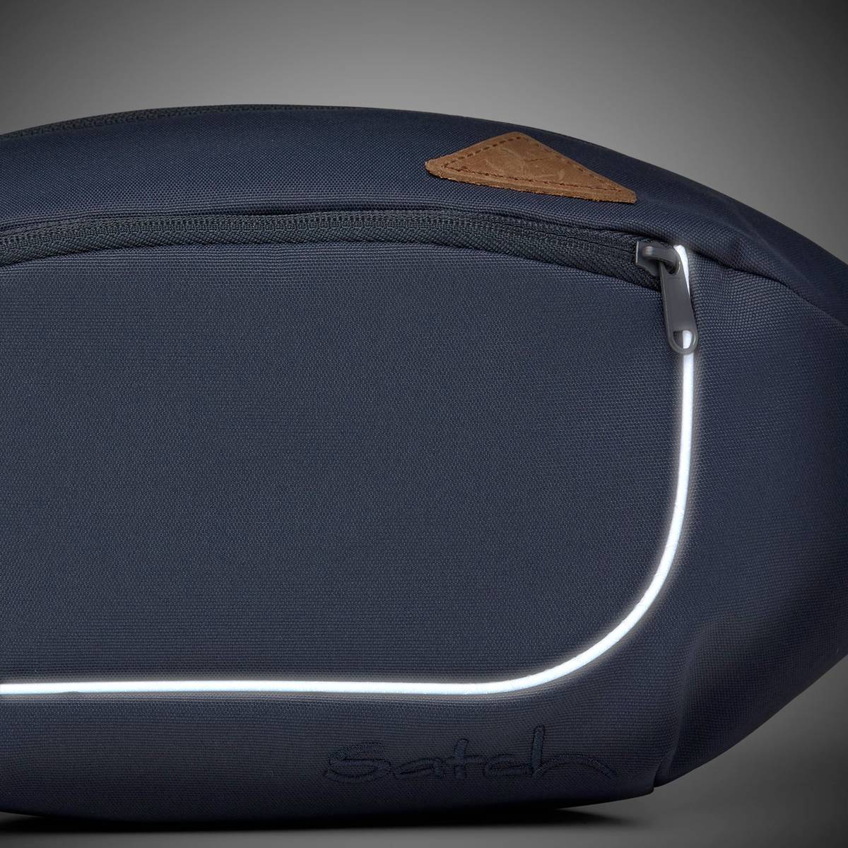 Satch Cross Pure Navy